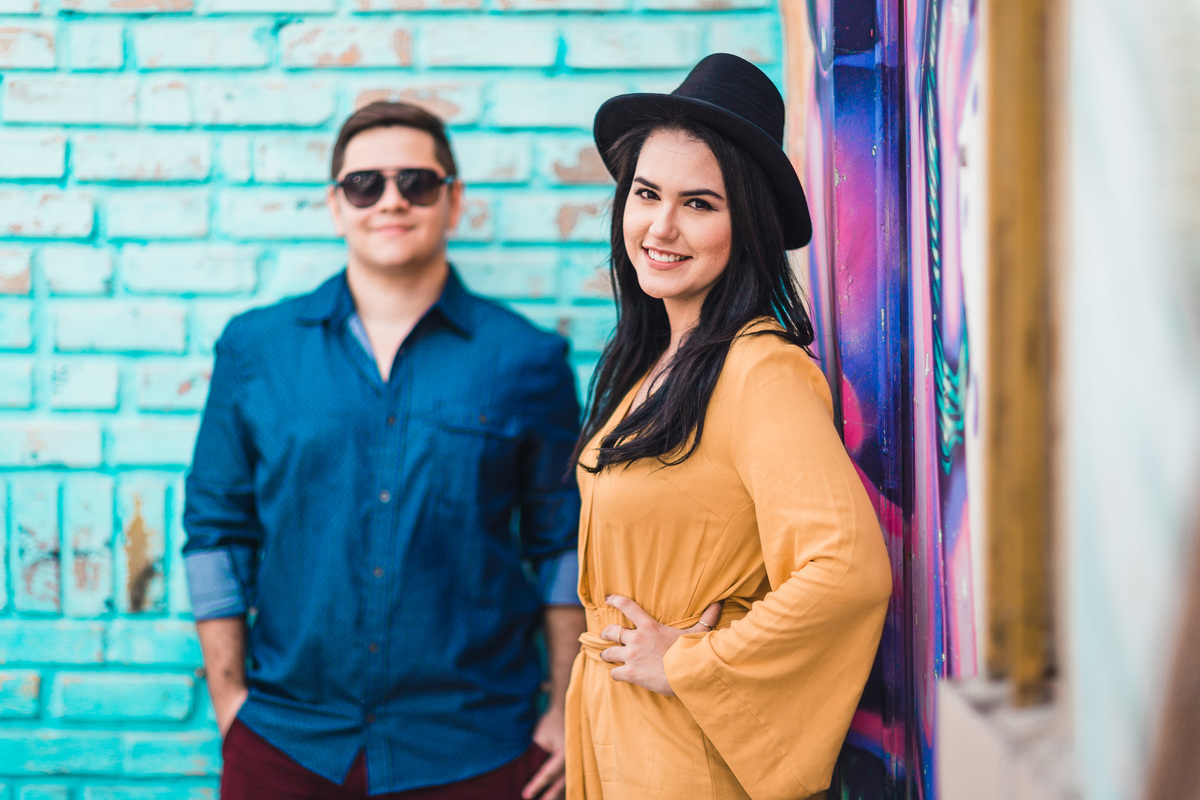 pré-wedding-ensaio-casal-street-rua-book-esession-lover-casamento-praia-de-iracema-pirata-bar-colors-beach