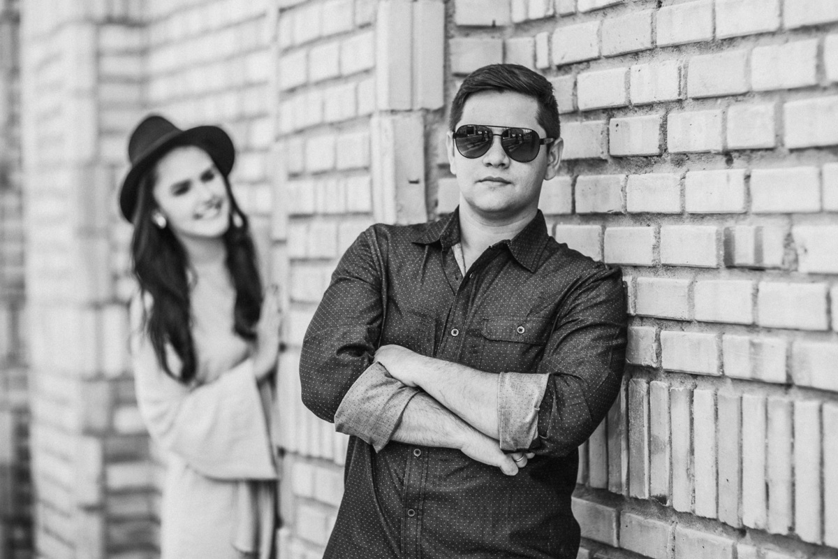 pré-wedding-ensaio-casal-street-rua-book-esession-lover-casamento-praia-de-iracema-pirata-bar-colors-beach