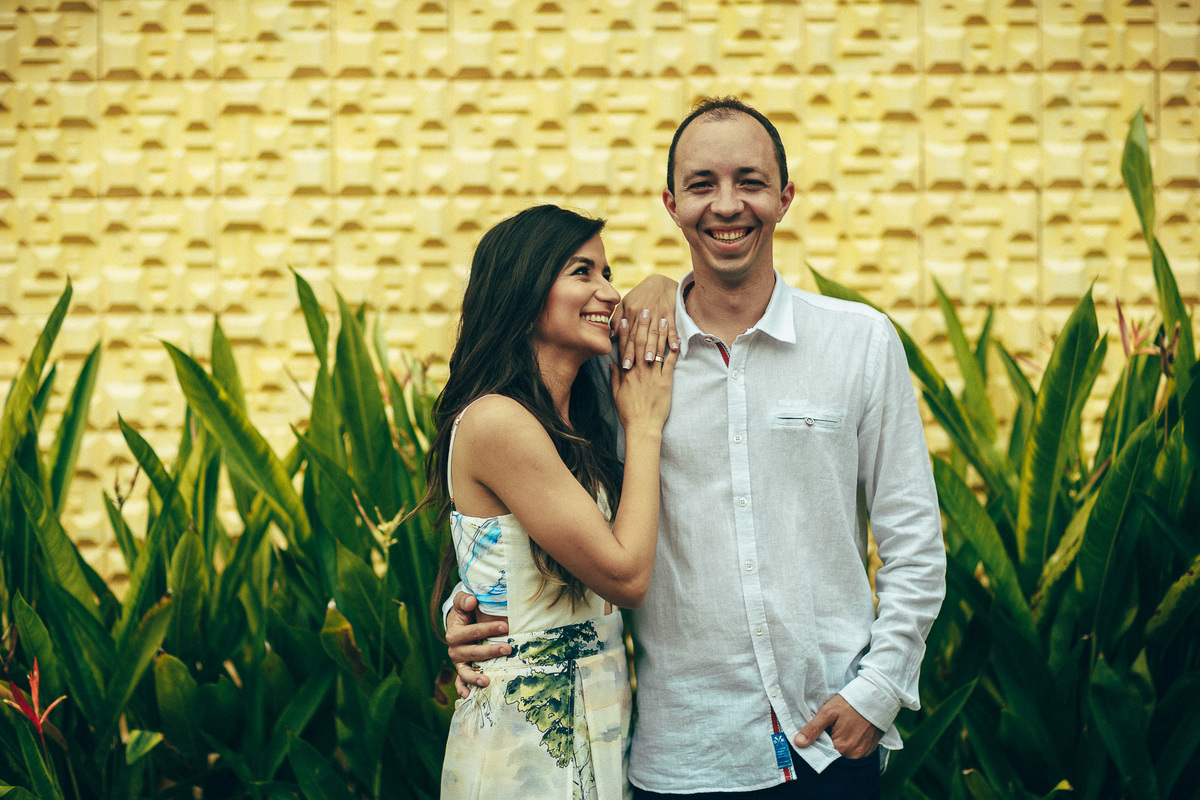 street-wedding-engagment-session-casal-pré-wedding-book-externo-aldeota-rua-norvinda-pires-colors