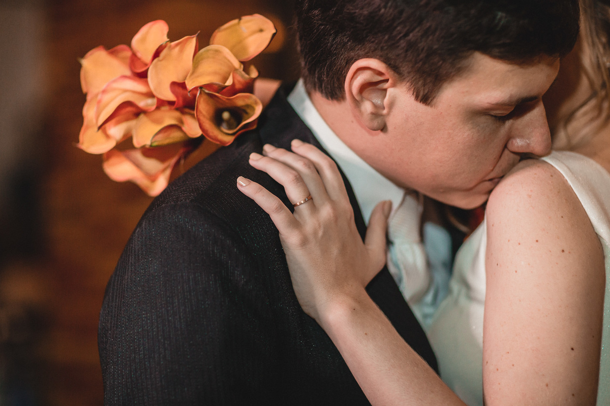 casamento-wedding-carro-antigo-amarelo-Mp-Laifer-conversível-noiva-mariana-ximenes-amor-buque-vestido-celebração-cerimonia