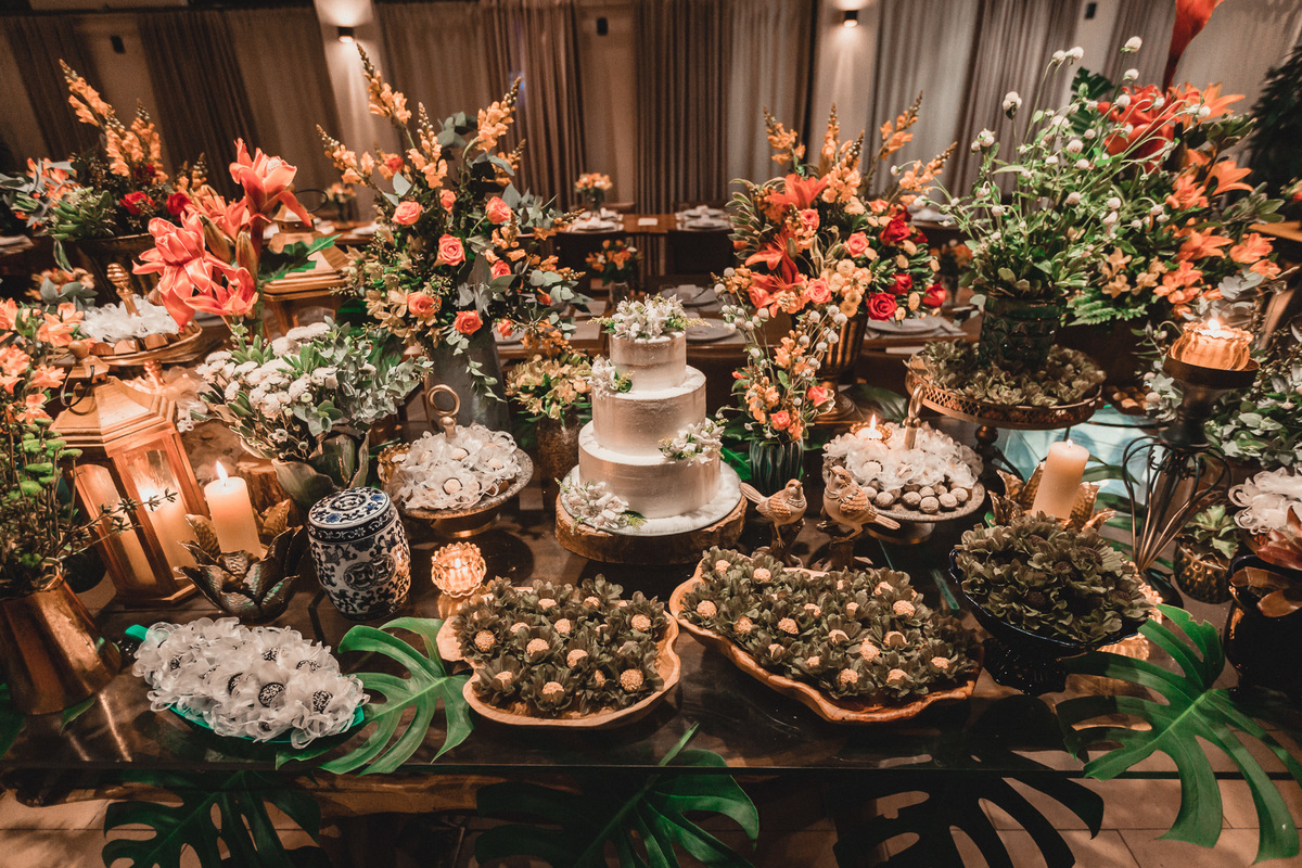 casamento-wedding-carro-antigo-amarelo-Mp-Laifer-conversível-noiva-mariana-ximenes-amor-buque-vestido-celebração-cerimonia-decoração-geppos