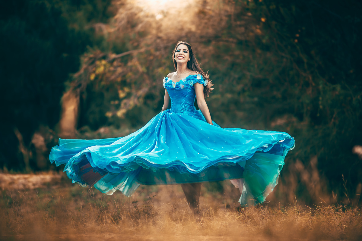 ensaio-book-fotos-15-anos-debutante-tema-cinderela-fantasia-buffet-festa-violão-pico-das-almas-beach-praia-cumbuco-poesia-amor