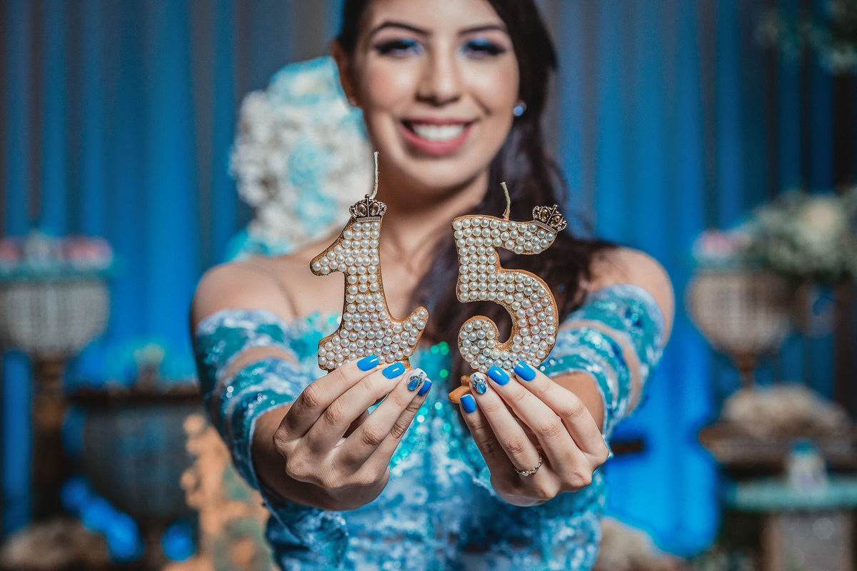 debutante-15anos-festa-tema-cinderela-menina-mulher-buffet-vestido-cerimonial