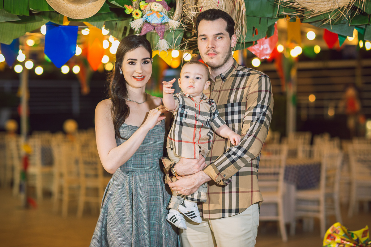 festa-infantil-arraiá-junino-fotografia-fotografo-infantil-criança-decoração-bolo-buffet-amor-pais-são-joão