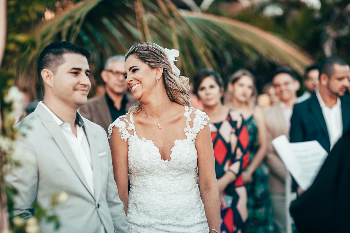 casamento-por-do-sol-tempero-mangue-noivos-choro-lágrimas-romantismo-união-vestido-bolo-fusca