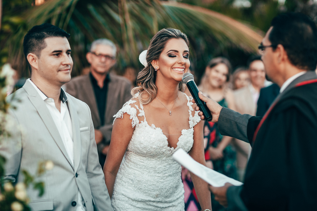 casamento-por-do-sol-tempero-mangue-noivos-choro-lágrimas-romantismo-união-vestido-bolo-fusca