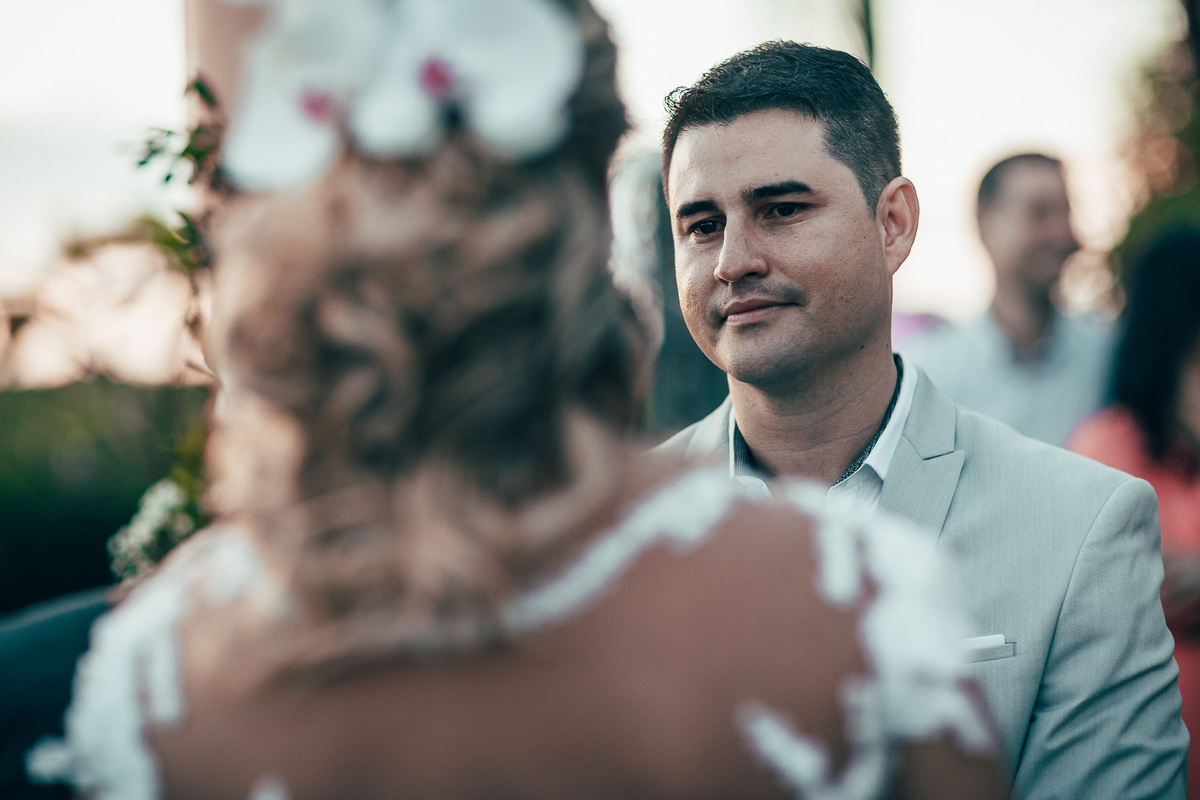 casamento-por-do-sol-tempero-mangue-noivos-choro-lágrimas-romantismo-união-vestido-bolo-fusca