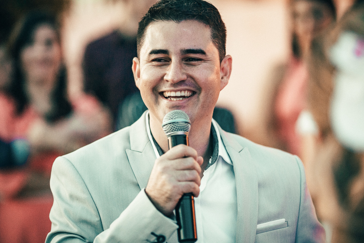 casamento-por-do-sol-tempero-mangue-noivos-choro-lágrimas-romantismo-união-vestido-bolo-fusca