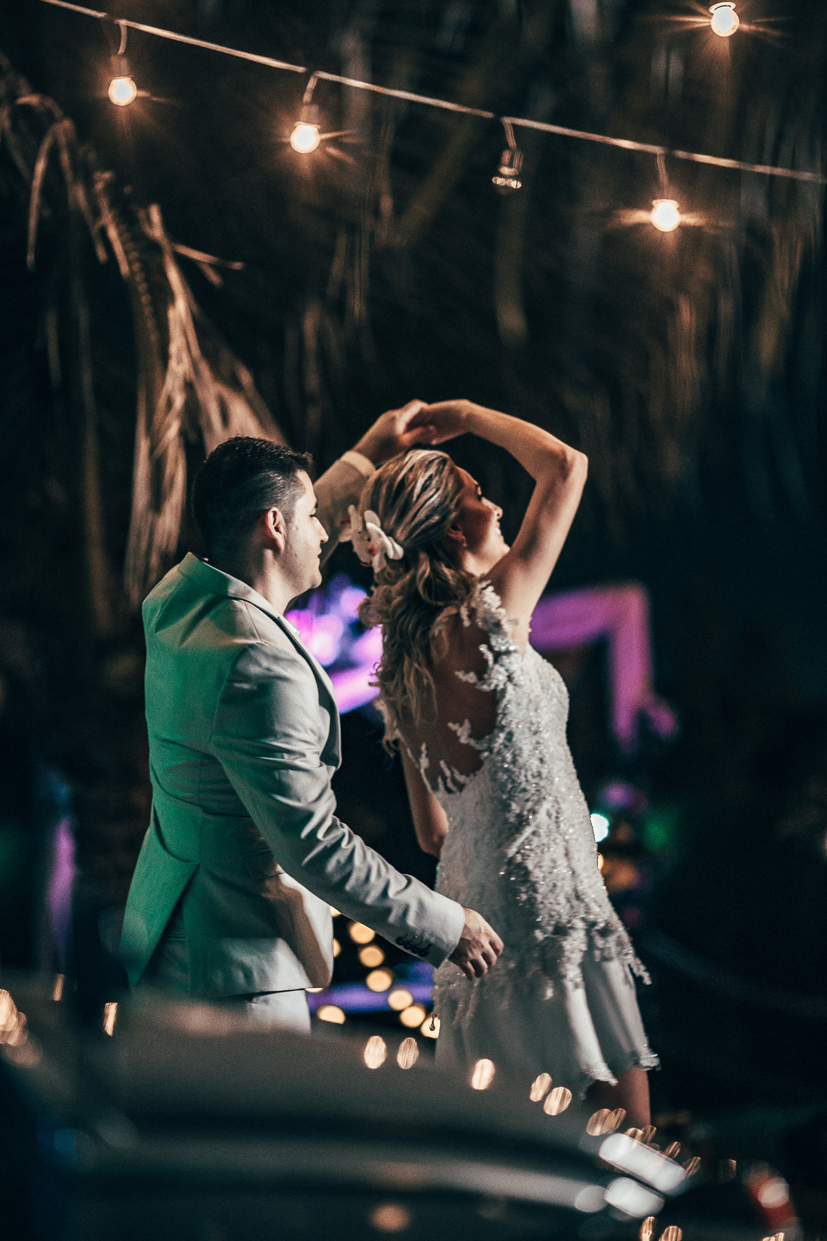 casamento-por-do-sol-tempero-mangue-noivos-choro-lágrimas-romantismo-união-vestido-bolo-fusca