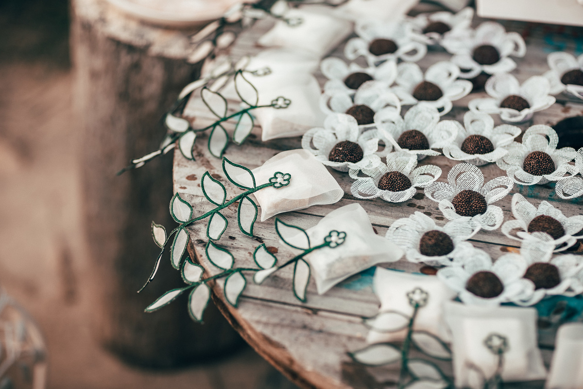 casamento-por-do-sol-tempero-mangue-noivos-choro-lágrimas-romantismo-união-vestido-bolo-fusca