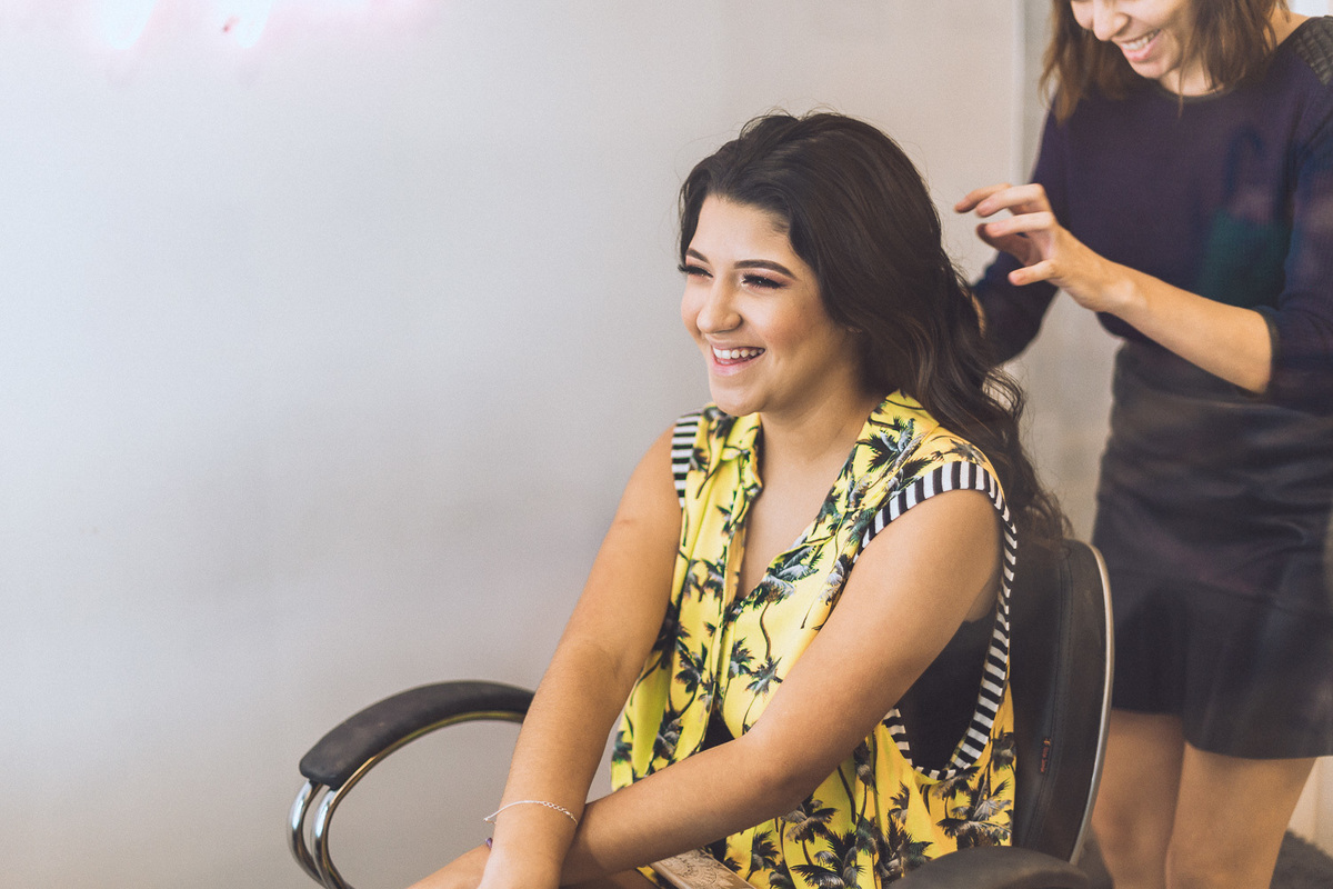 festa-debutante-15 anos-debutar-making of-terminal-marítimo-fortaleza-fotos-bolos-regional-renda-porto-beach-praia-dona-leda-buffet-alegria-amor-reggae-vestido-maria-bonita