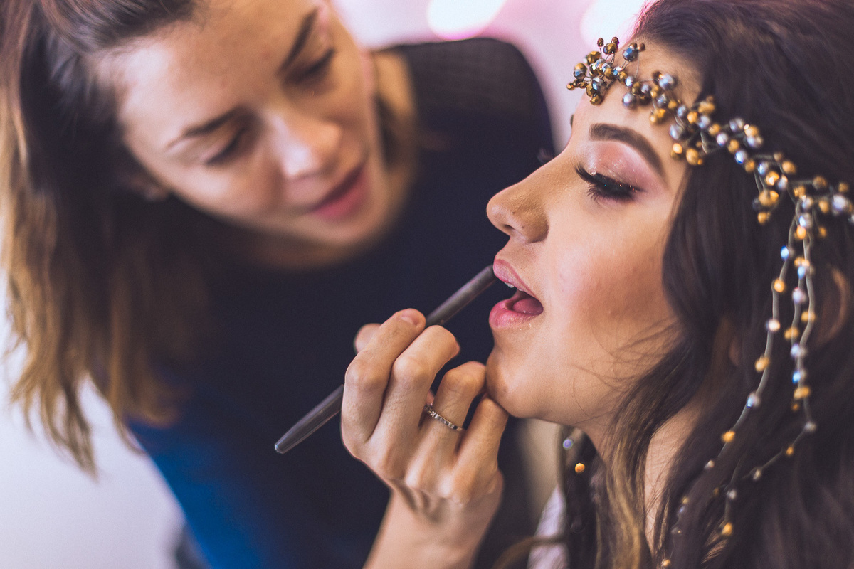 festa-debutante-15 anos-debutar-making of-terminal-marítimo-fortaleza-fotos-bolos-regional-renda-porto-beach-praia-dona-leda-buffet-alegria-amor-reggae-vestido-maria-bonita