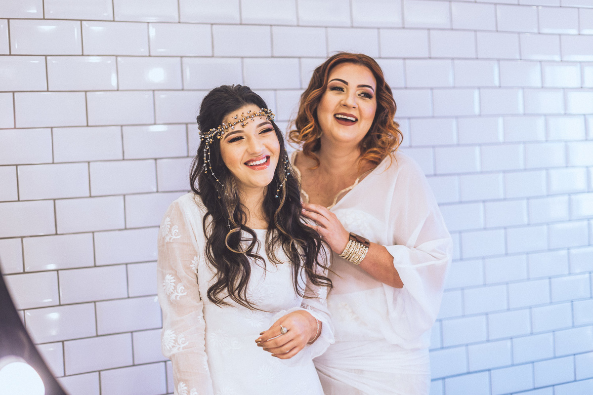 festa-debutante-15 anos-debutar-making of-terminal-marítimo-fortaleza-fotos-bolos-regional-renda-porto-beach-praia-dona-leda-buffet-alegria-amor-reggae-vestido-maria-bonita