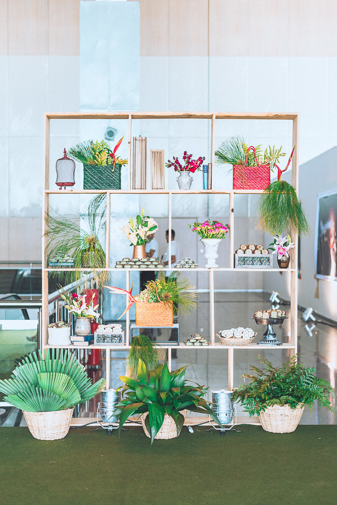 festa-debutante-15 anos-debutar-making of-terminal-marítimo-fortaleza-fotos-bolos-regional-renda-porto-beach-praia-dona-leda-buffet-alegria-amor-reggae-vestido-maria-bonita