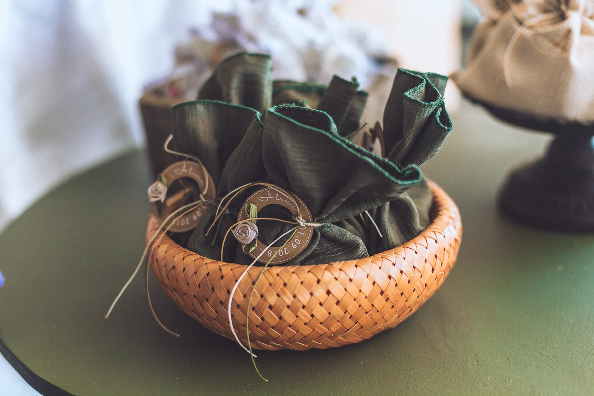 festa-debutante-15 anos-debutar-making of-terminal-marítimo-fortaleza-fotos-bolos-regional-renda-porto-beach-praia-dona-leda-buffet-alegria-amor-reggae-vestido-maria-bonita