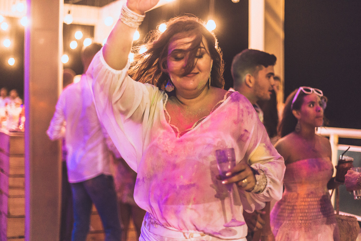 festa-debutante-15 anos-debutar-making of-terminal-marítimo-fortaleza-fotos-bolos-regional-renda-porto-beach-praia-dona-leda-buffet-alegria-amor-reggae-vestido-maria-bonita