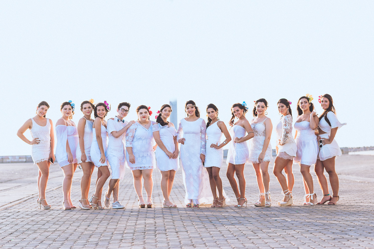 festa-debutante-15 anos-debutar-making of-terminal-marítimo-fortaleza-fotos-bolos-regional-renda-porto-beach-praia-dona-leda-buffet-alegria-amor-reggae-vestido-maria-bonita