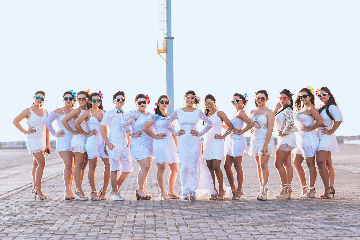 festa-debutante-15 anos-debutar-making of-terminal-marítimo-fortaleza-fotos-bolos-regional-renda-porto-beach-praia-dona-leda-buffet-alegria-amor-reggae-vestido-maria-bonita