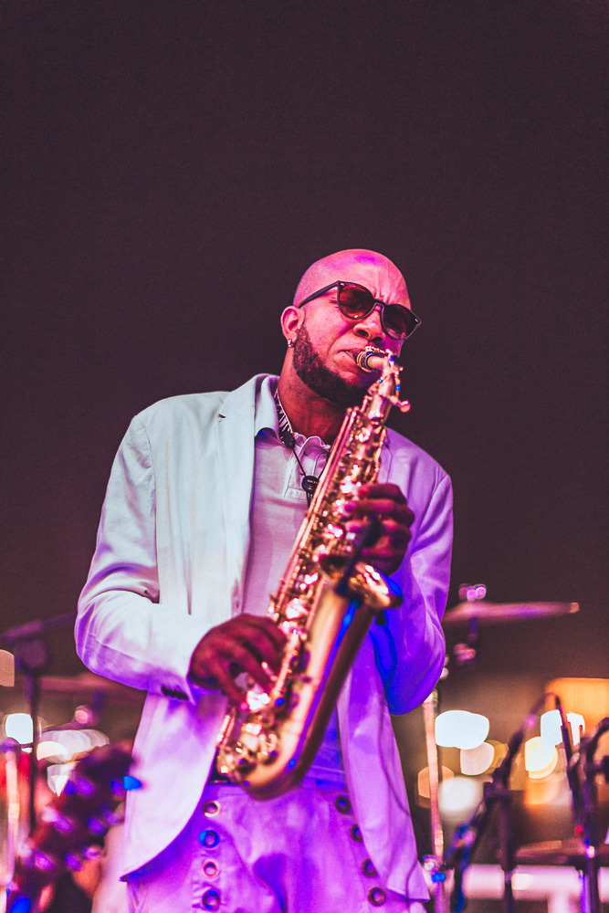 festa-debutante-15 anos-debutar-making of-terminal-marítimo-fortaleza-fotos-bolos-regional-renda-porto-beach-praia-dona-leda-buffet-alegria-amor-reggae-vestido-maria-bonita