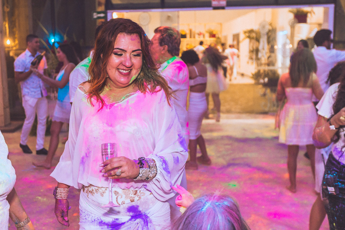 festa-debutante-15 anos-debutar-making of-terminal-marítimo-fortaleza-fotos-bolos-regional-renda-porto-beach-praia-dona-leda-buffet-alegria-amor-reggae-vestido-maria-bonita