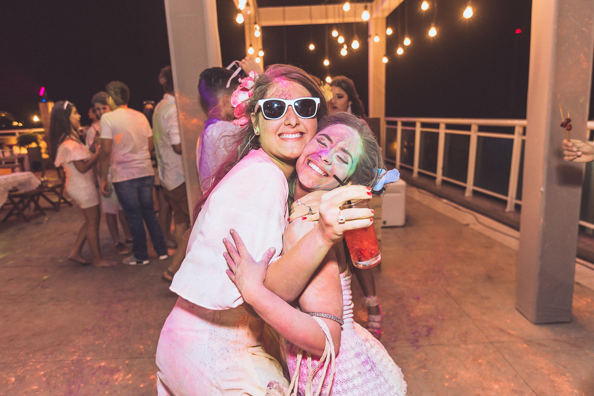 festa-debutante-15 anos-debutar-making of-terminal-marítimo-fortaleza-fotos-bolos-regional-renda-porto-beach-praia-dona-leda-buffet-alegria-amor-reggae-vestido-maria-bonita