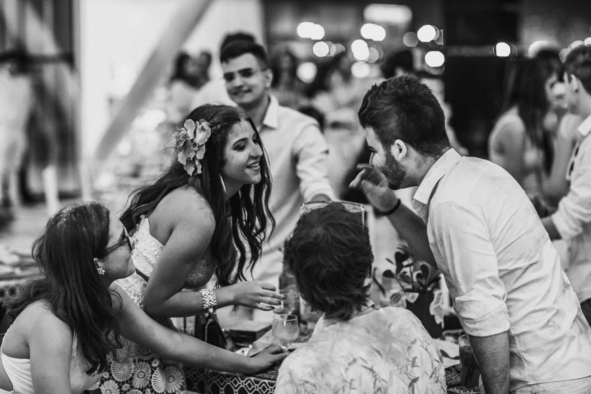 festa-debutante-15 anos-debutar-making of-terminal-marítimo-fortaleza-fotos-bolos-regional-renda-porto-beach-praia-dona-leda-buffet-alegria-amor-reggae-vestido-maria-bonita