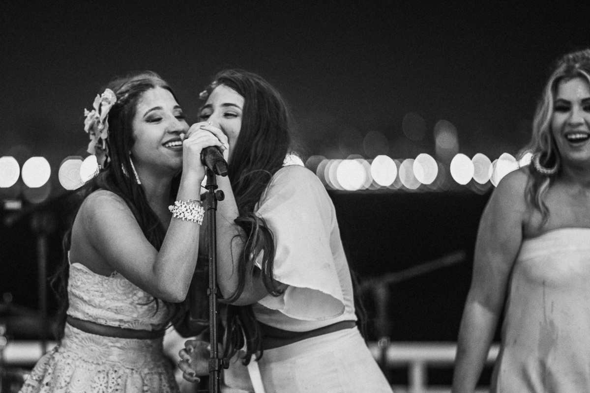 festa-debutante-15 anos-debutar-making of-terminal-marítimo-fortaleza-fotos-bolos-regional-renda-porto-beach-praia-dona-leda-buffet-alegria-amor-reggae-vestido-maria-bonita