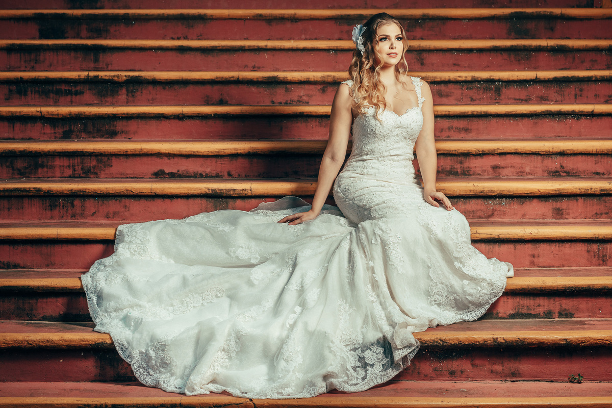 fusca-conversível-capota-fusquinha-bege-pneu-faixa-branca-lover-mosteiro-jesuítas-serra-baturite-casamento-pré-wedding-ensaio-book-casal-clors-blue-casar-noivos-vestido