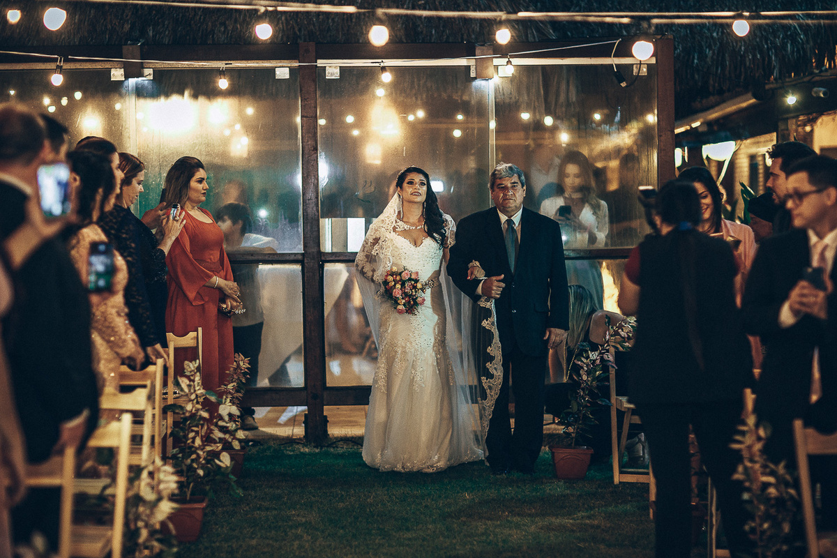 buffet-casamento-wedding-felizes-Deus-união-noiva-vestido-bolo-decoração-festa-madrinhas-dama de honra-filhos-buque-pastor-vale-jardins-beach-praia-do-futuro-croco-beach-married-fotografo-fortaleza-ceara