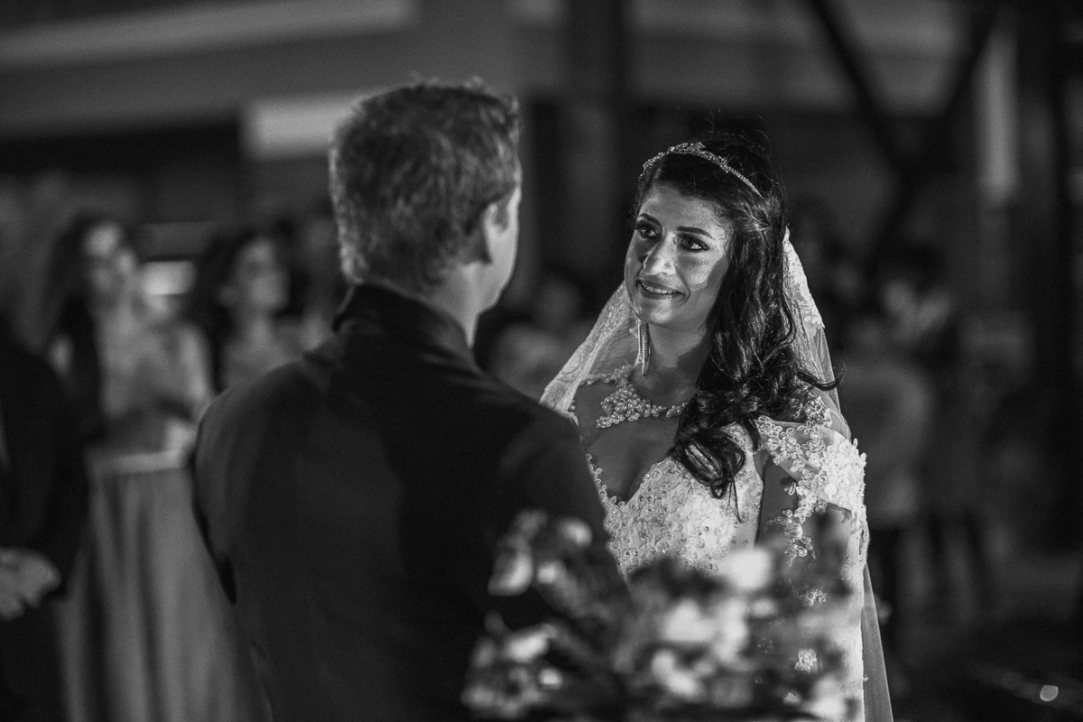 buffet-casamento-wedding-felizes-Deus-união-noiva-vestido-bolo-decoração-festa-madrinhas-dama de honra-filhos-buque-pastor-vale-jardins-beach-praia-do-futuro-croco-beach-married-fotografo-fortaleza-ceara