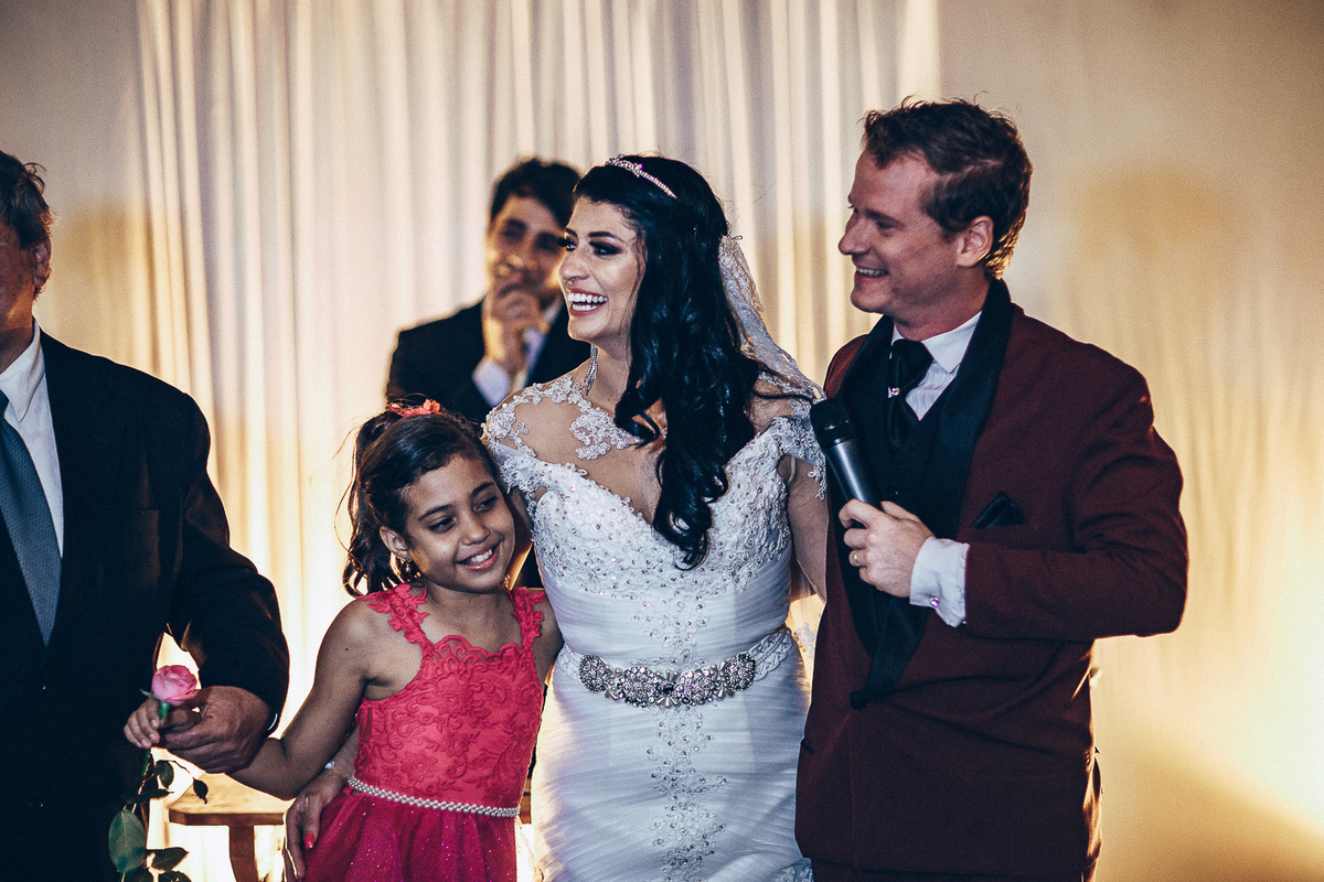 buffet-casamento-wedding-felizes-Deus-união-noiva-vestido-bolo-decoração-festa-madrinhas-dama de honra-filhos-buque-pastor-vale-jardins-beach-praia-do-futuro-croco-beach-married-fotografo-fortaleza-ceara