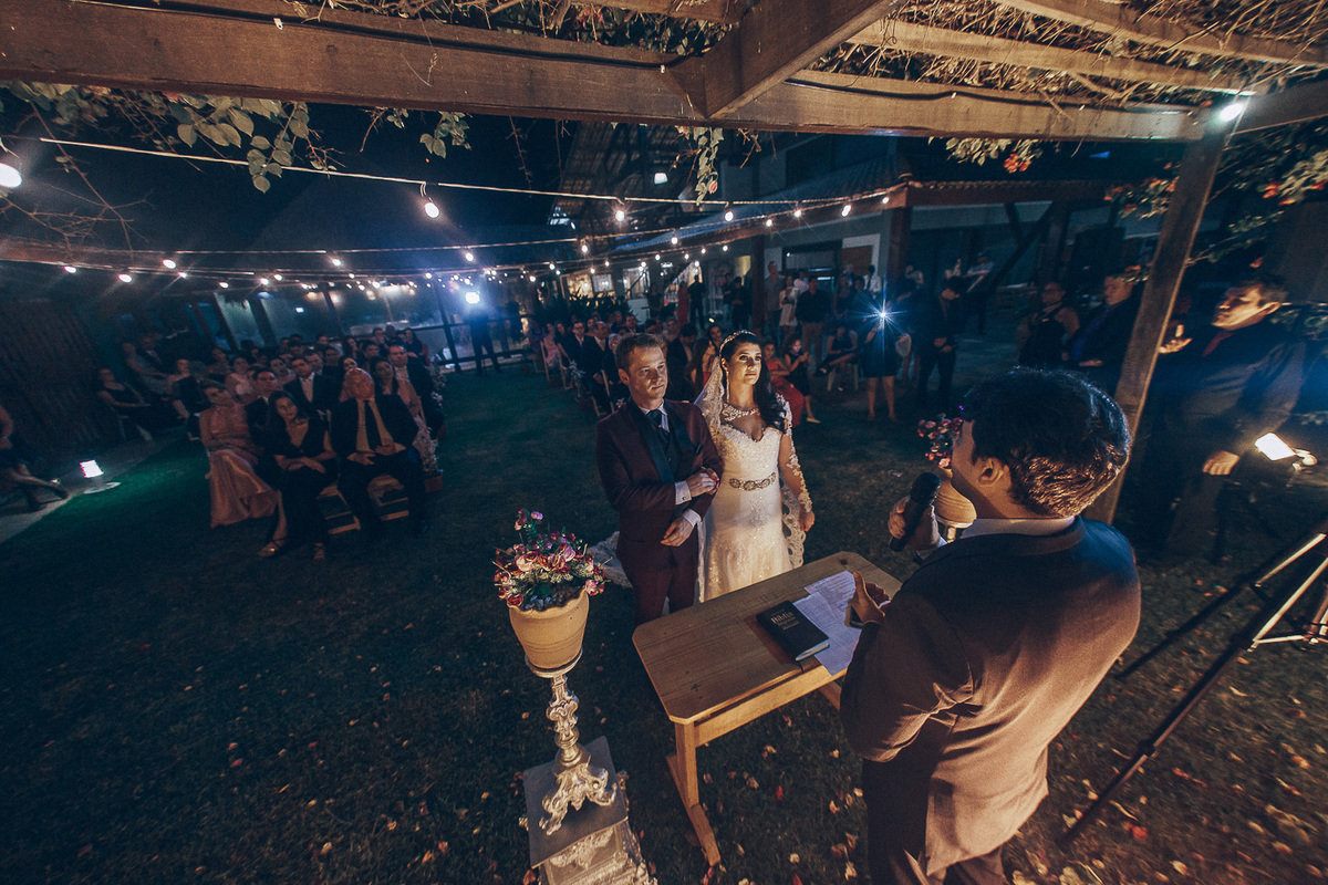 buffet-casamento-wedding-felizes-Deus-união-noiva-vestido-bolo-decoração-festa-madrinhas-dama de honra-filhos-buque-pastor-vale-jardins-beach-praia-do-futuro-croco-beach-married-fotografo-fortaleza-ceara