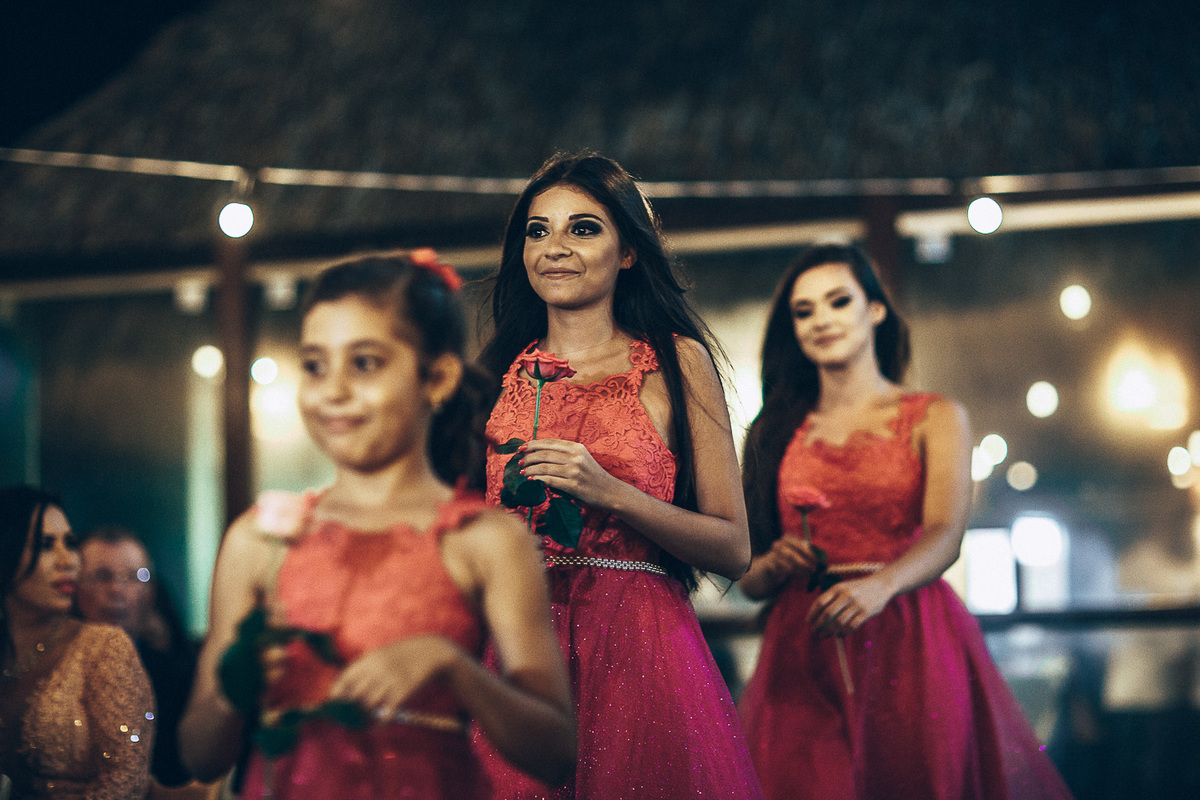 buffet-casamento-wedding-felizes-Deus-união-noiva-vestido-bolo-decoração-festa-madrinhas-dama de honra-filhos-buque-pastor-vale-jardins-beach-praia-do-futuro-croco-beach-married-fotografo-fortaleza-ceara