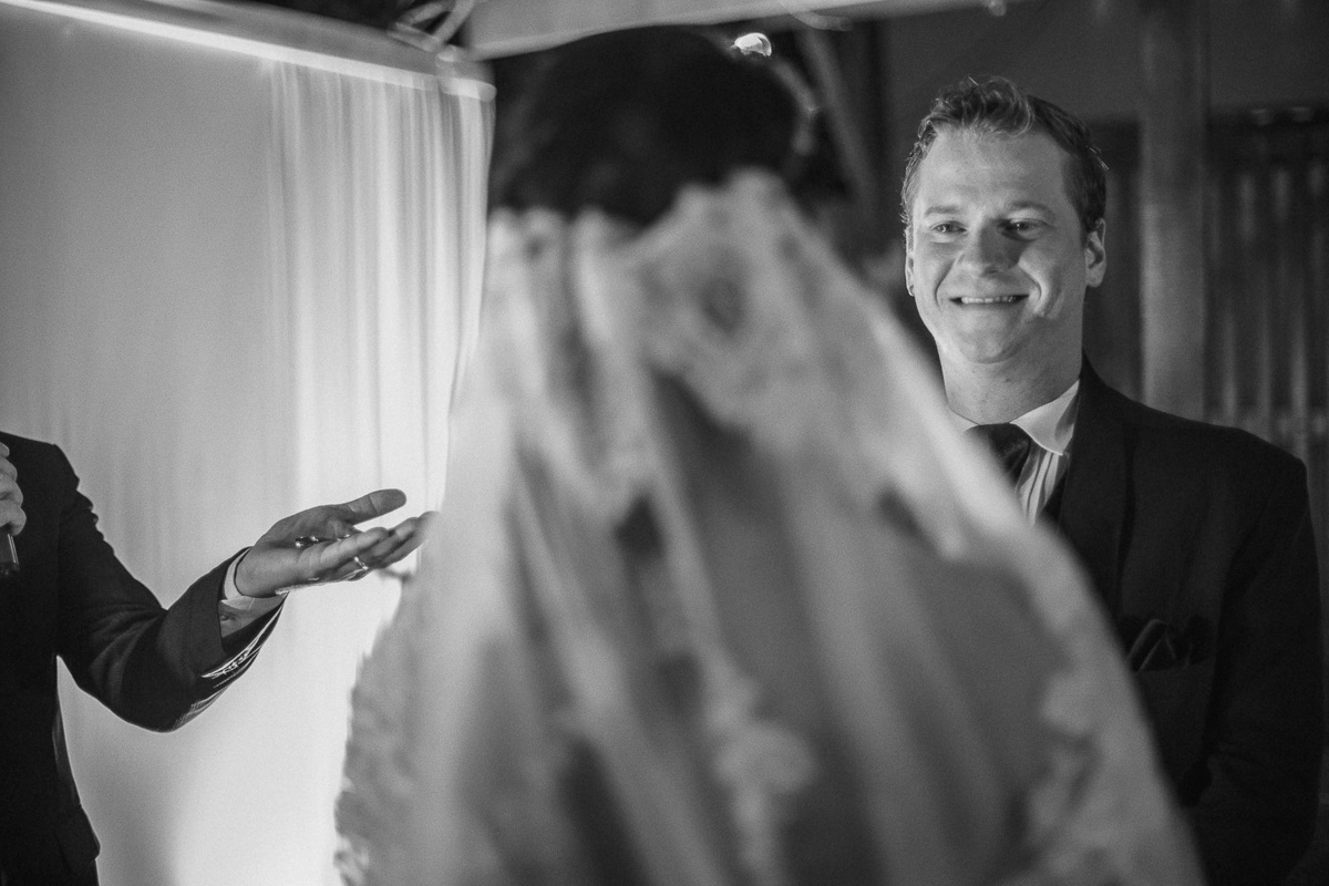 buffet-casamento-wedding-felizes-Deus-união-noiva-vestido-bolo-decoração-festa-madrinhas-dama de honra-filhos-buque-pastor-vale-jardins-beach-praia-do-futuro-croco-beach-married-fotografo-fortaleza-ceara