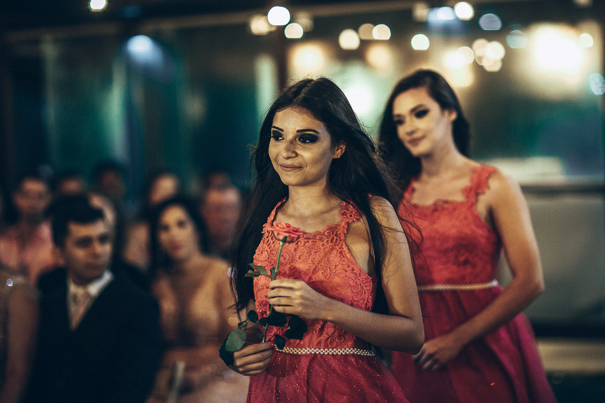 buffet-casamento-wedding-felizes-Deus-união-noiva-vestido-bolo-decoração-festa-madrinhas-dama de honra-filhos-buque-pastor-vale-jardins-beach-praia-do-futuro-croco-beach-married-fotografo-fortaleza-ceara