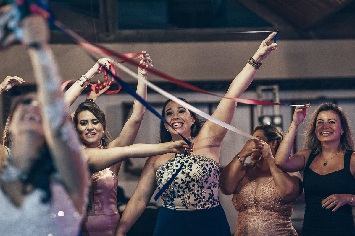 buffet-casamento-wedding-felizes-Deus-união-noiva-vestido-bolo-decoração-festa-madrinhas-dama de honra-filhos-buque-pastor-vale-jardins-beach-praia-do-futuro-croco-beach-married-fotografo-fortaleza-ceara