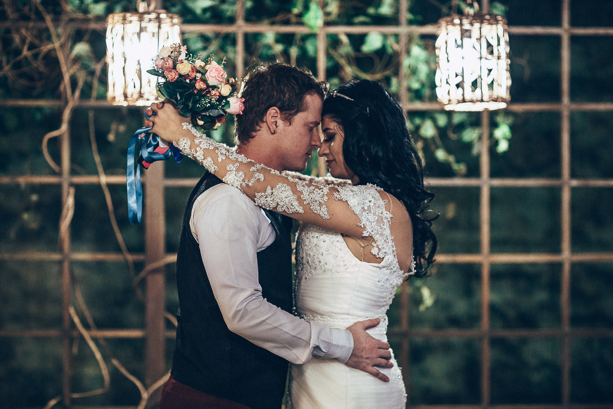 buffet-casamento-wedding-felizes-Deus-união-noiva-vestido-bolo-decoração-festa-madrinhas-dama de honra-filhos-buque-pastor-vale-jardins-beach-praia-do-futuro-croco-beach-married-fotografo-fortaleza-ceara