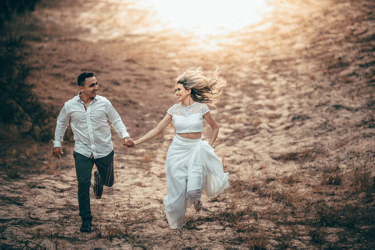 préwedding-lovers-ensaio-engementsession-esession-pride-casamento-ensaio-casal-dog-cachorro-chowchow-noivos-beach-cumbuco-pico das almas-summer-crepusculo