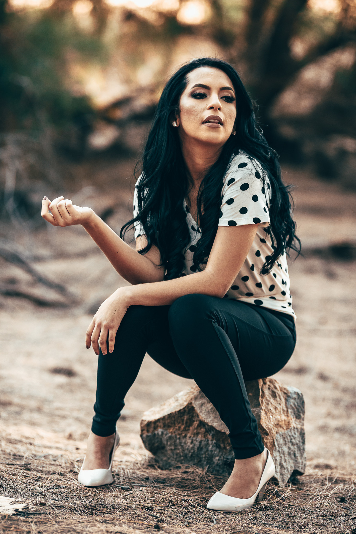 mulher-girl-linda-menina-por do sol-cabelo preto-ensaio-book-fotos-fotografo-ceara-debutante-beach-cumbuco-pico das almas-lookbook-violino