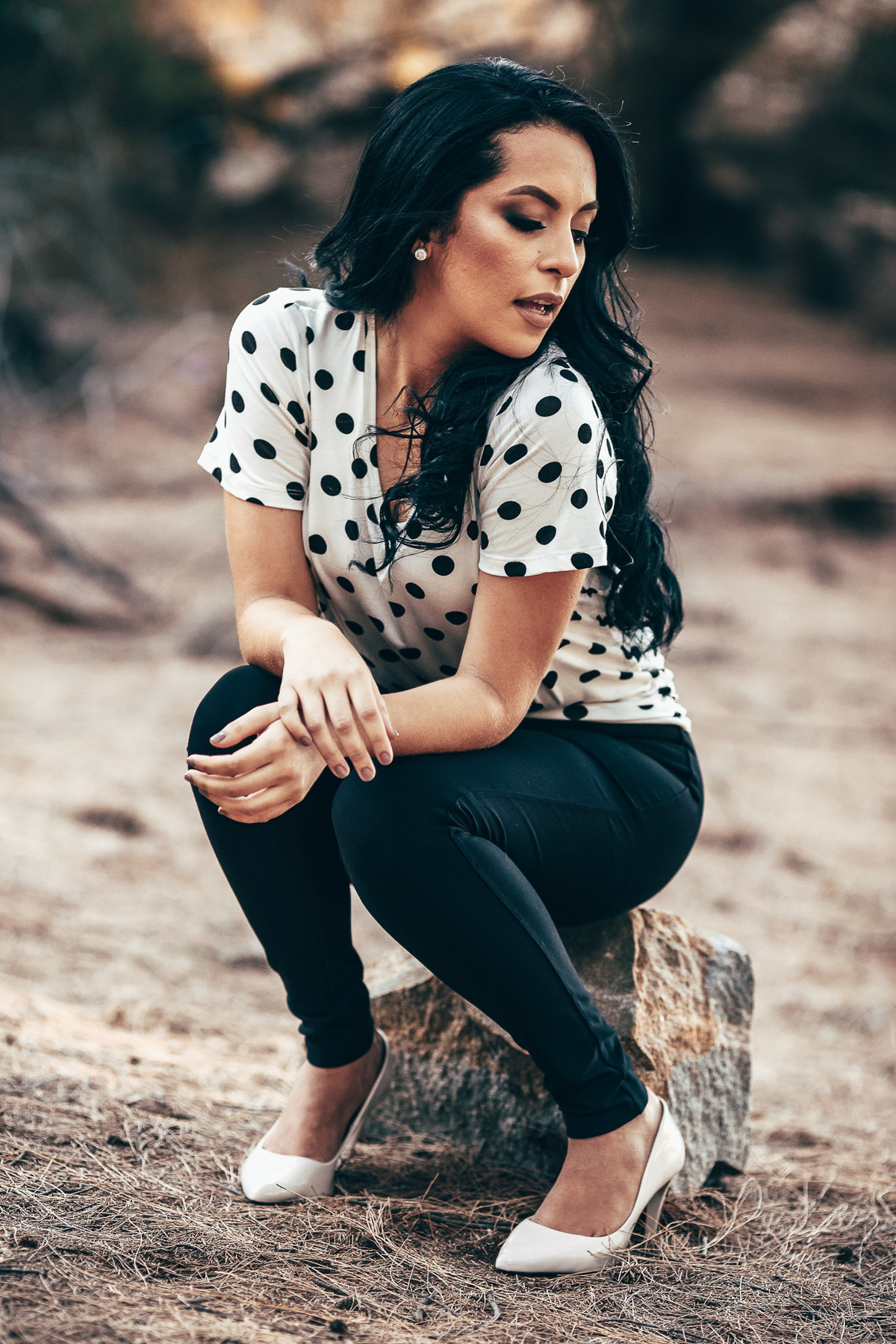 mulher-girl-linda-menina-por do sol-cabelo preto-ensaio-book-fotos-fotografo-ceara-debutante-beach-cumbuco-pico das almas-lookbook-violino