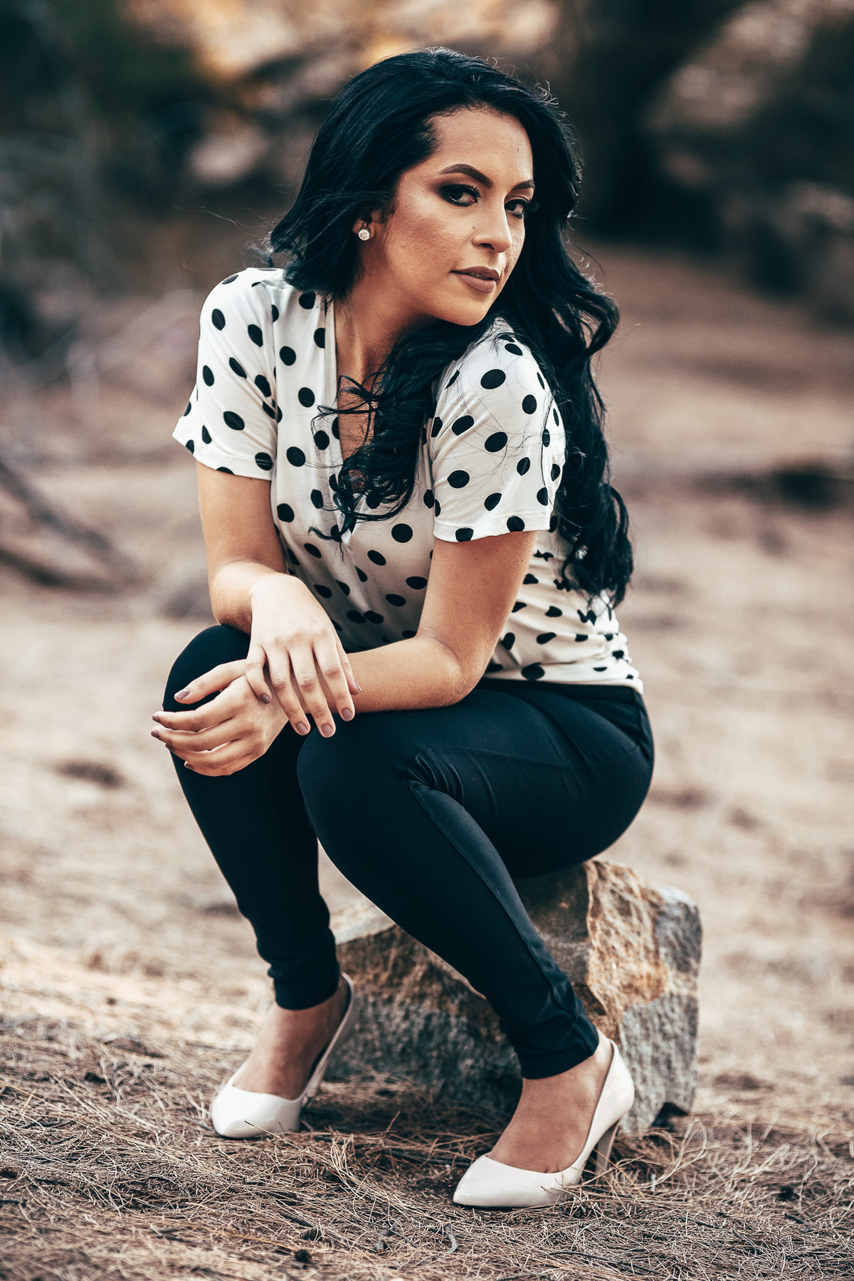 mulher-girl-linda-menina-por do sol-cabelo preto-ensaio-book-fotos-fotografo-ceara-debutante-beach-cumbuco-pico das almas-lookbook-violino