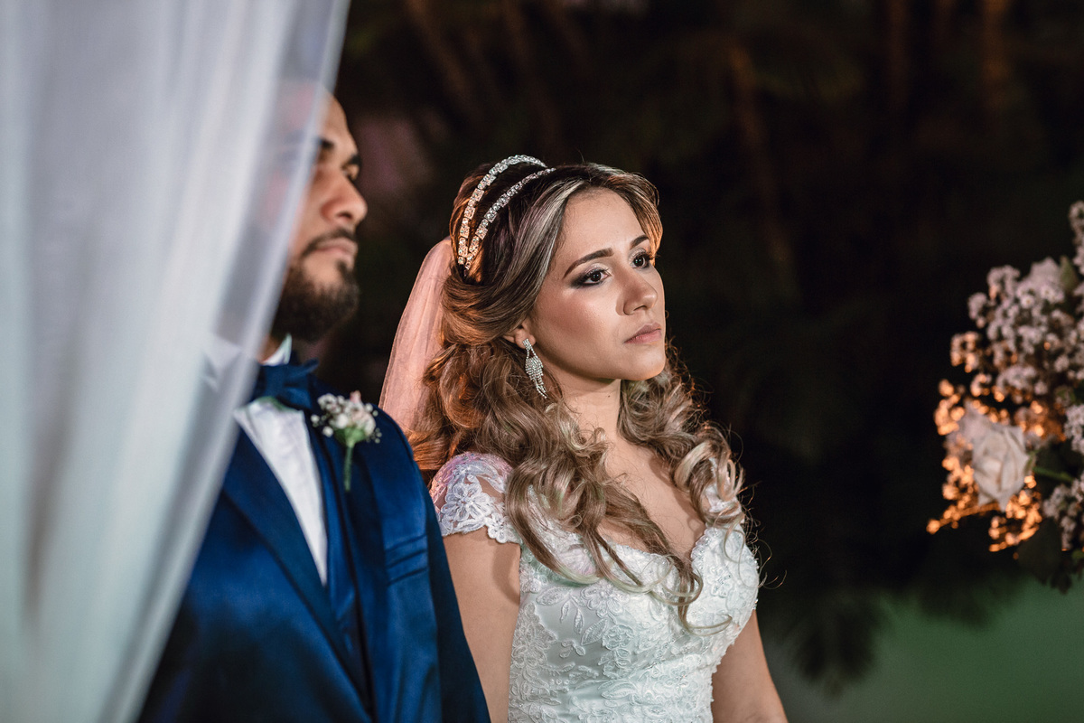 noiva-vestido-making of-salão-dia da noiva-amor-lover-festa-celebração-casamento-wedding-pride-noivo-pastor-Deus-fotografo de casamento-fotografia-jornalismo