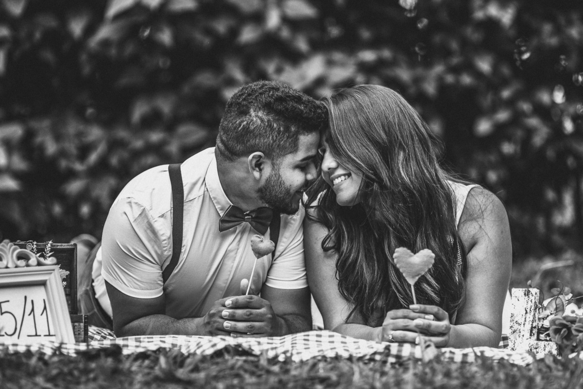 pré wedding-guaramiranga-mosteiro são bento-baturite-book-casal-fotografia-casamento-fotografo-ceara-noivos-vintage-amor-cachoeiras