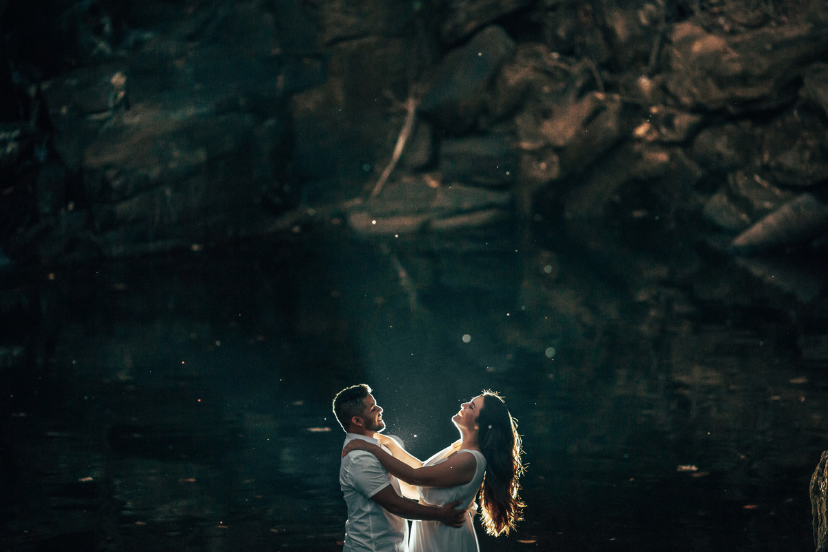 pré wedding-guaramiranga-mosteiro são bento-baturite-book-casal-fotografia-casamento-fotografo-ceara-noivos-vintage-amor-cachoeiras