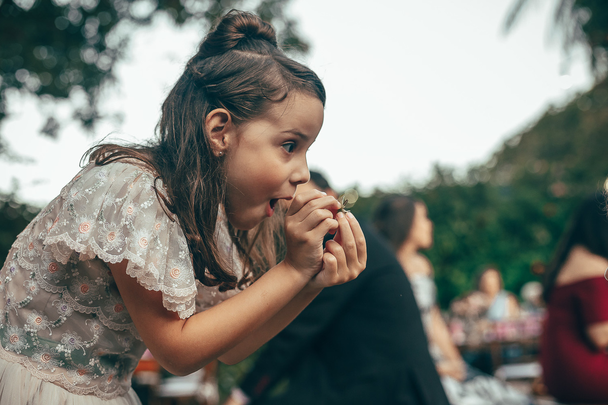 making-of-noiva-dia da noiva-vestido-maquiadora-make-beatifull-love-wedding-pride-married-noivo-casamento-hibisco-buffet-diurno