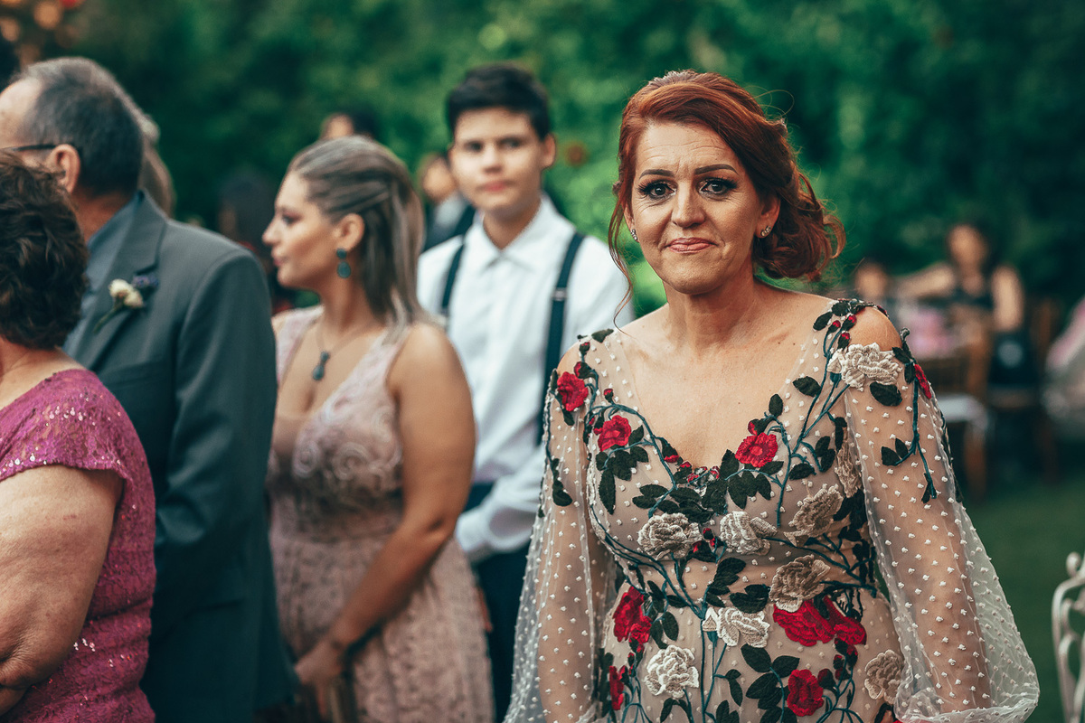 making-of-noiva-dia da noiva-vestido-maquiadora-make-beatifull-love-wedding-pride-married-noivo-casamento-hibisco-buffet-diurno