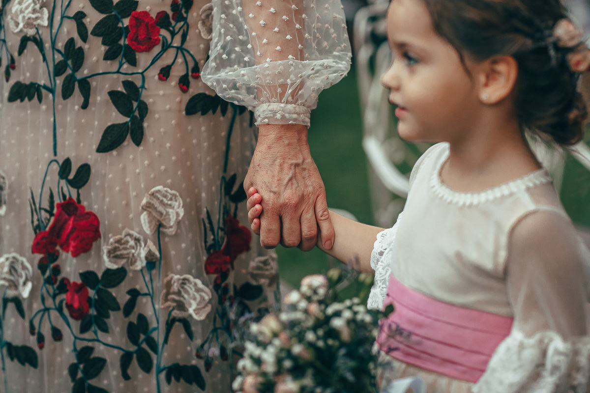 making-of-noiva-dia da noiva-vestido-maquiadora-make-beatifull-love-wedding-pride-married-noivo-casamento-hibisco-buffet-diurno