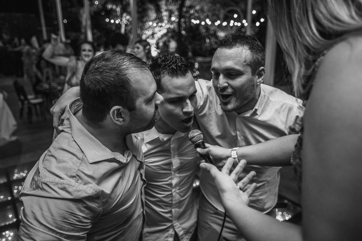 making-of-noiva-dia da noiva-vestido-maquiadora-make-beatifull-love-wedding-pride-married-noivo-casamento-hibisco-buffet-diurno