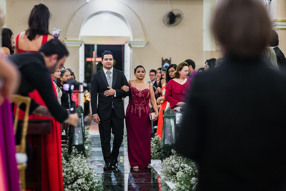 wedding-casamento-beach-beberibe-morro-branco-summer-making of-noiva-noivo-vestido-maquiadora-make-lover-casados-igreja-capela