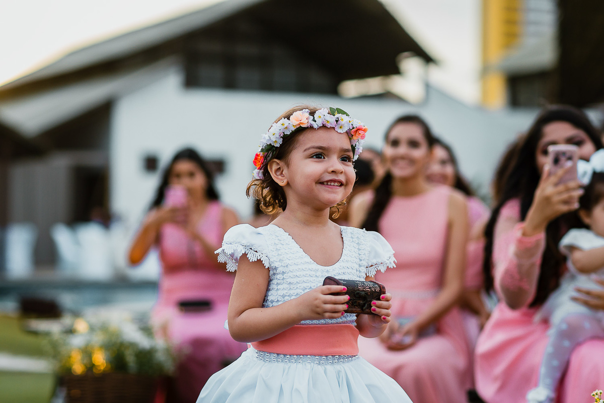 casamento-wedding-beach-summer-diurno-praia-por do sol-evangélico-cerimônia na praia-vestido da noiva-noiva-choro-emoção-decoração-fotografo de casamento-ceará-sãop paulo